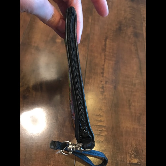 NEW Welcome to Fabulous Vegas Nevada Wristlet - Picture 4 of 9